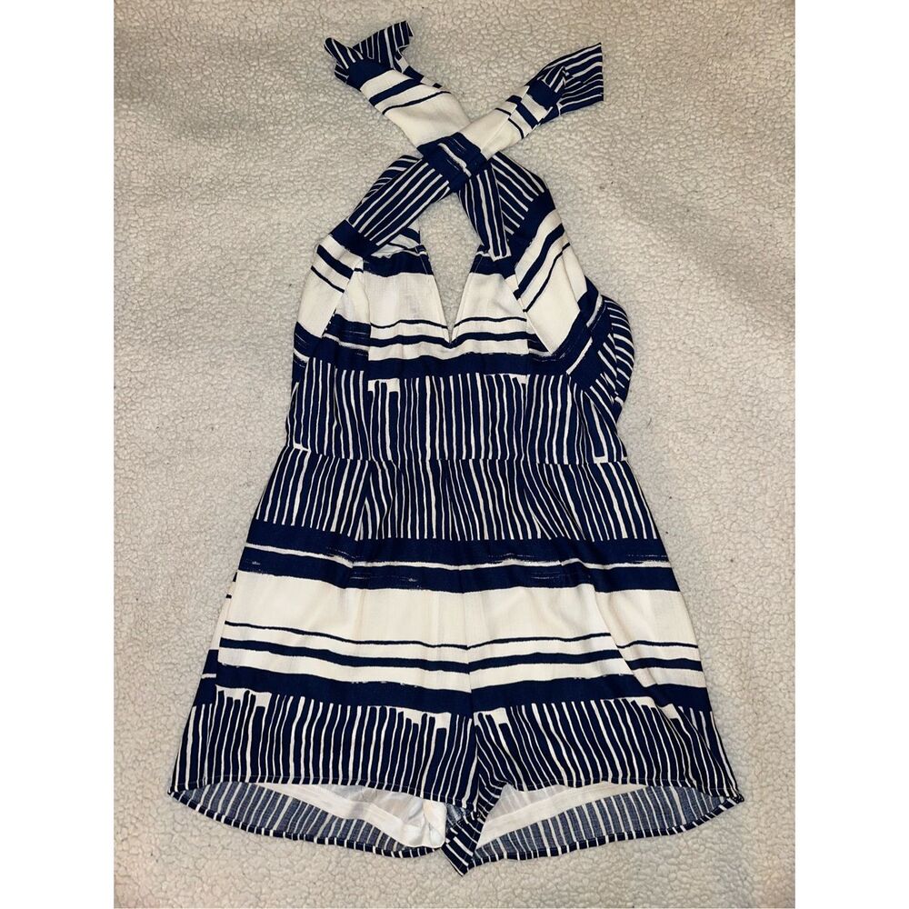 Lulu’s Xl Delphi Style Women’s Tie Front Romper S… - image 1